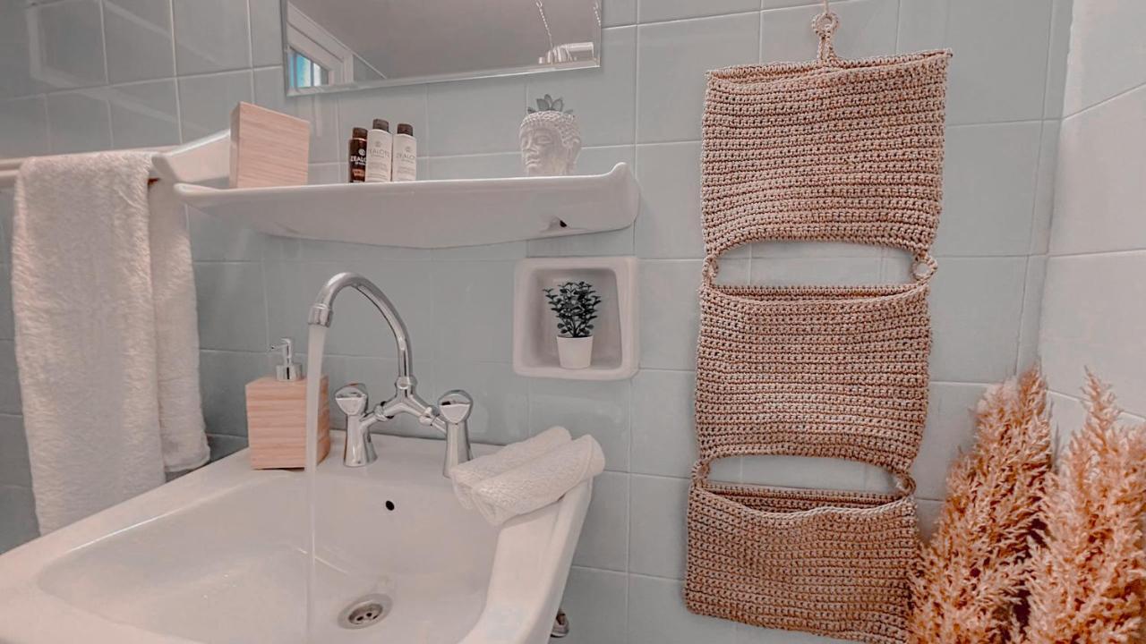 Boho Chic 2Br Apartment In The Center Of Athén Kültér fotó